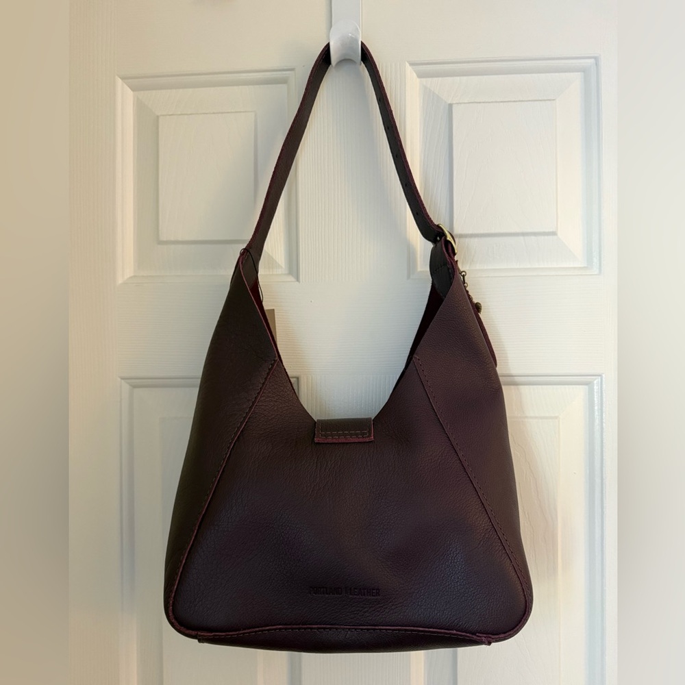 NWT Portland Leather Flora Shoulder Hobo Bag in Plum (NEW WITH TAGS) - Picture 7 of 12